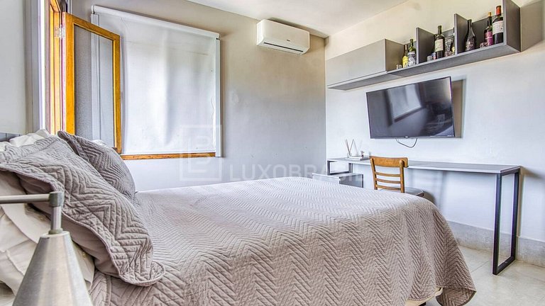 LB - CF03 Mansión con 6 Suites en el Condominio Moringa | Al