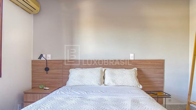 LB - CF03 Mansión con 6 Suites en el Condominio Moringa | Al