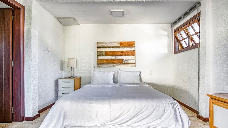 LB - CF03 Mansión con 6 Suites en el Condominio Moringa | Al