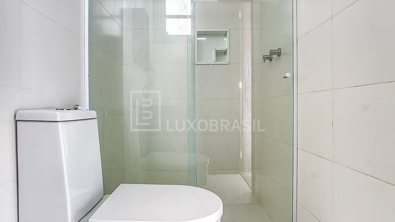 LB - CF03 Mansión con 6 Suites en el Condominio Moringa | Al