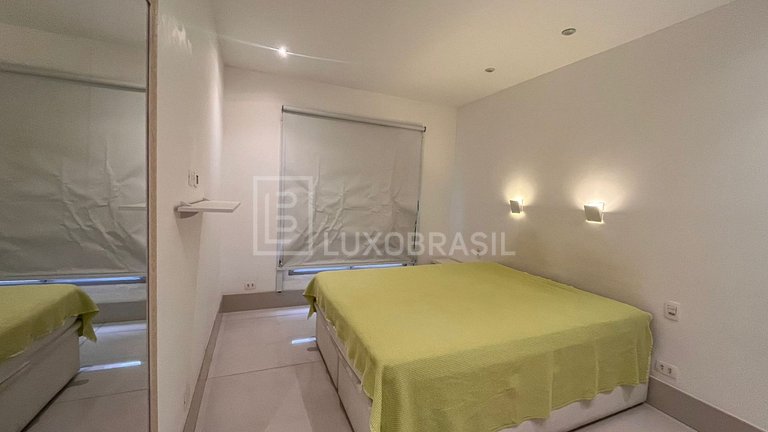 Apartamento 1 Quarto Barra Beach com Vista Lateral Mar