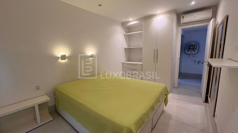 Apartamento 1 Quarto Barra Beach com Vista Lateral Mar