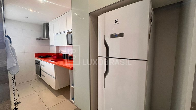 Apartamento 1 Quarto Barra Beach com Vista Lateral Mar