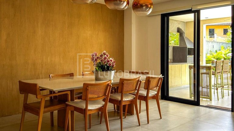 LB - RJ143 Casa con 4 Suites – Condominio Santa Lúcia, Barra