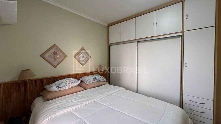 LB - RJ917 Barra Beach Apartment with Lateral Ocean View For