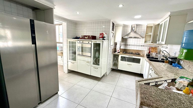 LB - RJ144 Penthouse with 4 Bedrooms for Sale in Jardim Oceâ