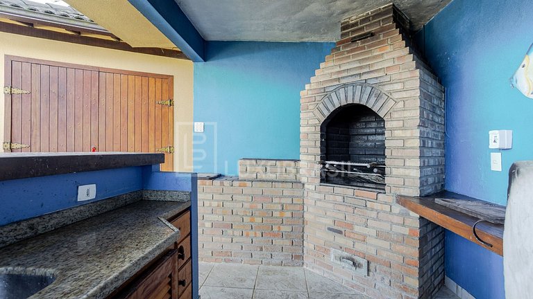 LB - AR38 Oceanfront Mansion in Vila Velha | Vacation Rental