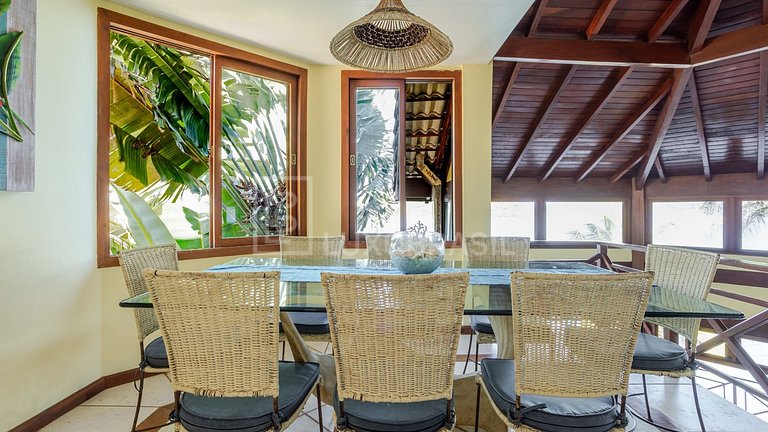 LB - AR38 Exclusive Oceanfront Mansion in Vila Velha – Angra