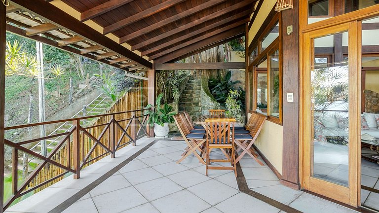 LB - AR38 Mansión Exclusiva Frente al Mar en Vila Velha – An