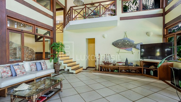 LB - AR38 Exclusive Oceanfront Mansion in Vila Velha – Angra