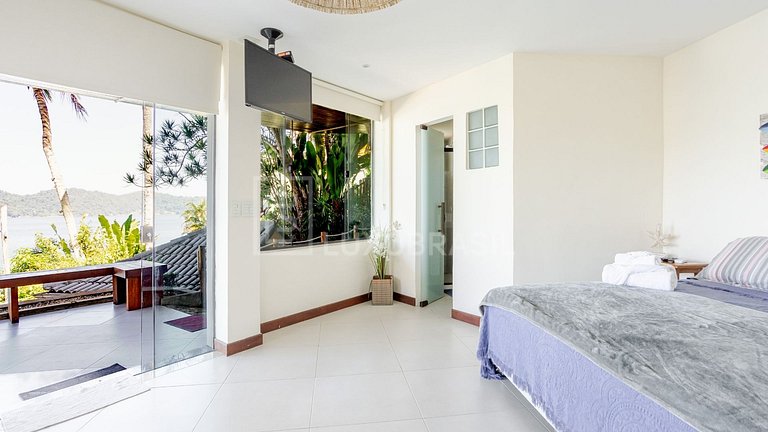 LB - AR38 Exclusive Oceanfront Mansion in Vila Velha – Angra