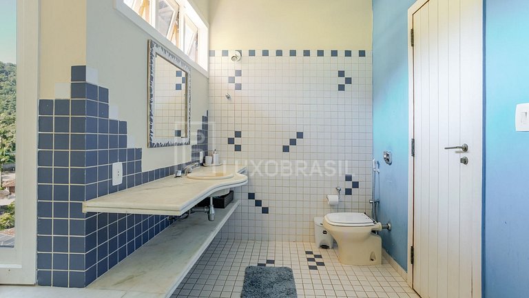 LB - AR38 Mansión Exclusiva Frente al Mar en Vila Velha – An