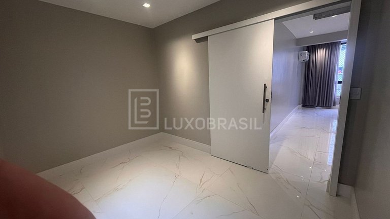 LB - RJ919 | Apartamento de 2 Dormitorios en Barra da Tijuca