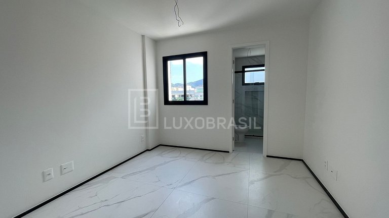 LB - RJ958 Cobertura en Venta en el Residencial OIA – Barra