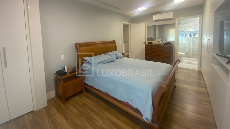 LB - RJ969 | Casa de 6 Dormitorios en Venta – Porto dos Cabr