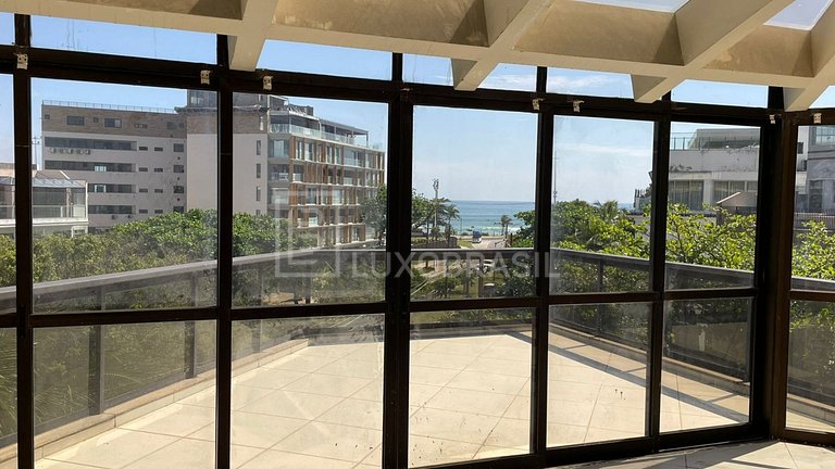 Cobertura Vista Mar à Venda na Barra da Tijuca – 550 m²