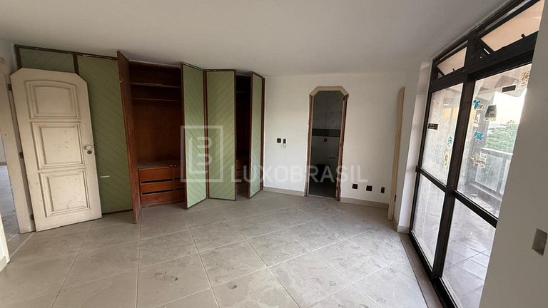 Cobertura Vista Mar à Venda na Barra da Tijuca – 550 m²