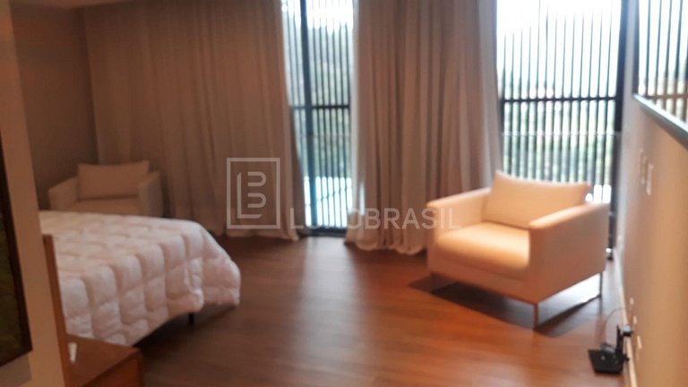 SE18 – 6-Suite House | Seasonal Rental in Itaipava