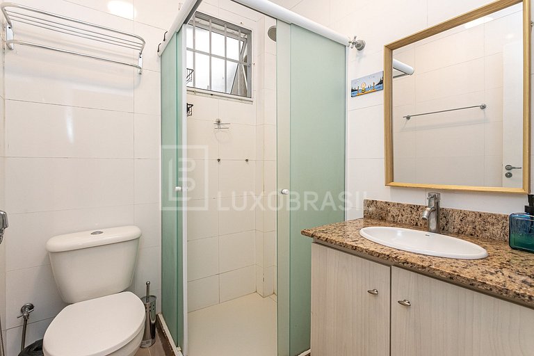 RJ147 – Apartment in Leblon’s Prime Block | Short-Term Renta