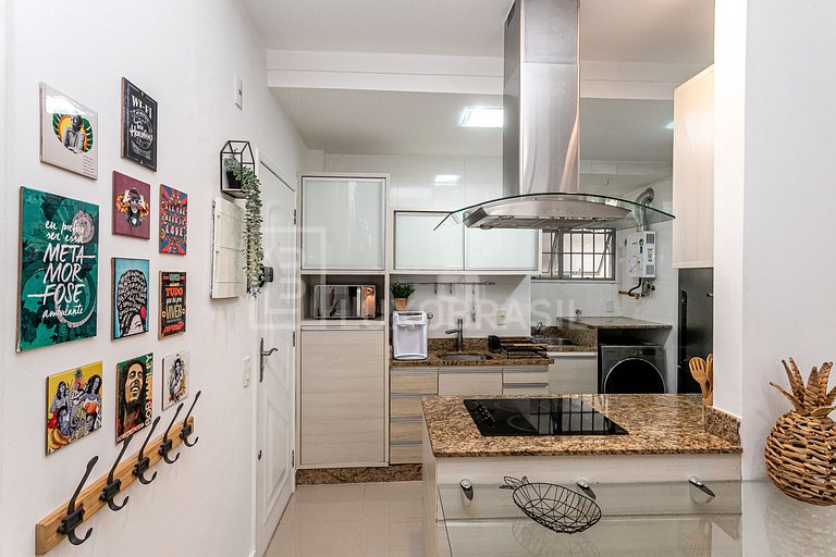 LB - RJ147 Apartment in Leblon’s Prime Block | Short-Term Re