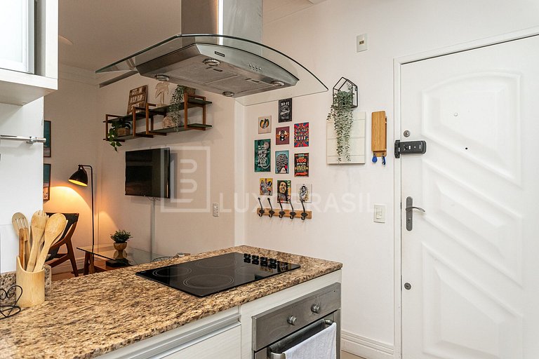 LB - RJ147 Apartment in Leblon’s Prime Block | Short-Term Re