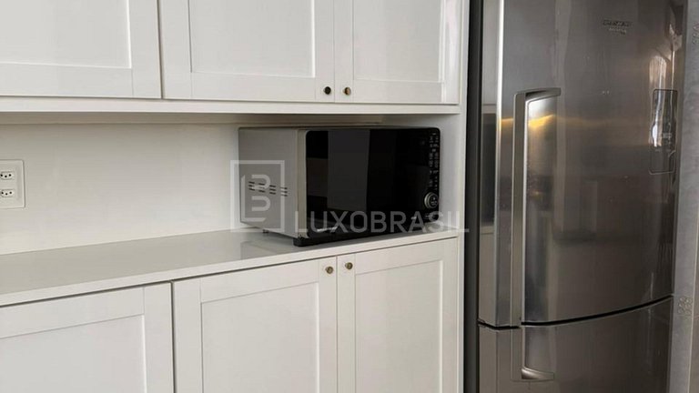 Apartamento Frente Mar em Copacabana | Venda