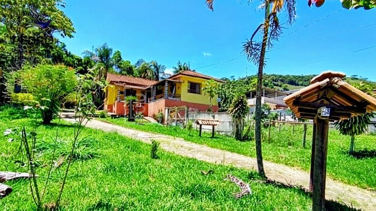 LB - MG801 320 m² House with 4 Bedrooms for Sale in Olaria –