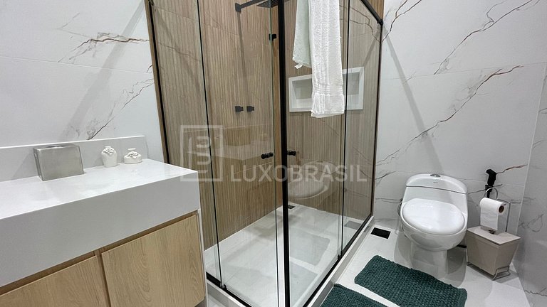 LB - RJ918 Casa Lago | Alquiler Residencial de Largo Plazo e