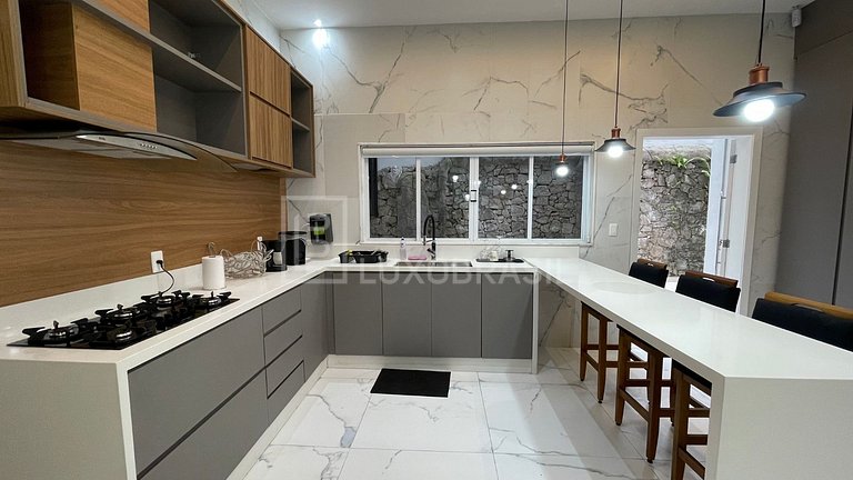 LB - RJ918 Casa Lago | Alquiler Residencial de Largo Plazo e