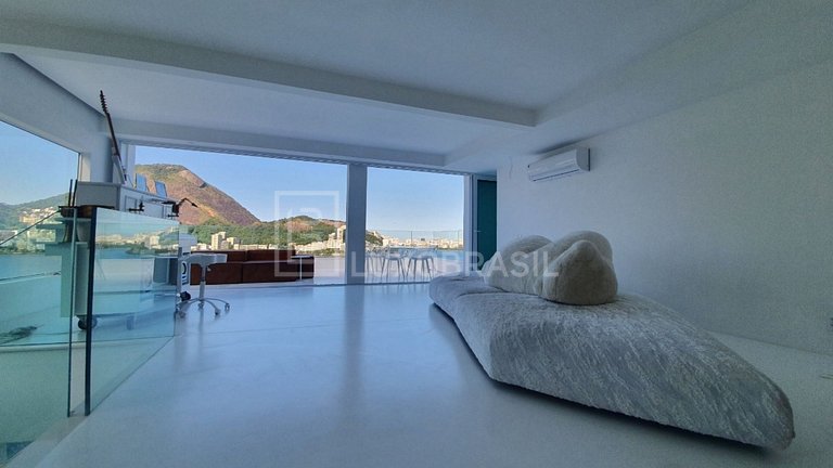 LB RJ932 – Blue Lagoon Penthouse | Short-Term Rental