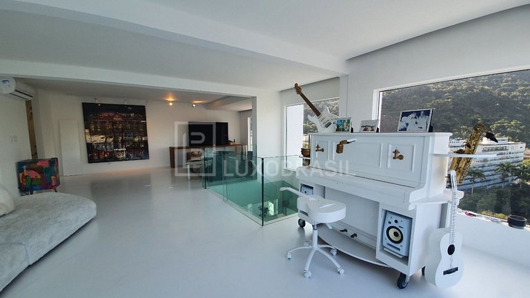 LB RJ932 – Blue Lagoon Penthouse | Short-Term Rental