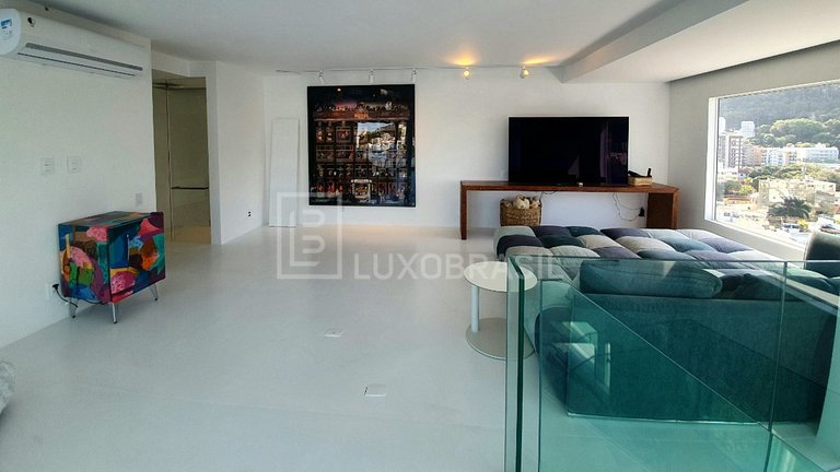 LB RJ932 – 4-Suite Duplex Penthouse Blue Lagoon for Sale – L