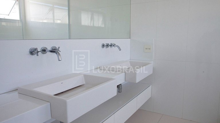 LB - RJ957 Flamengo Signature Penthouse 04 Suites For Sale