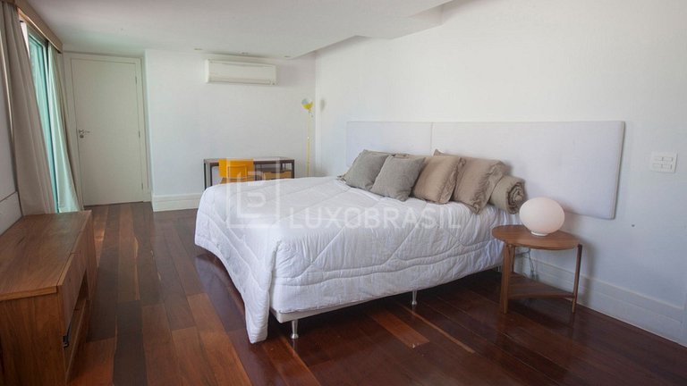 LB - RJ957 Flamengo Signature Penthouse 04 Suites For Sale