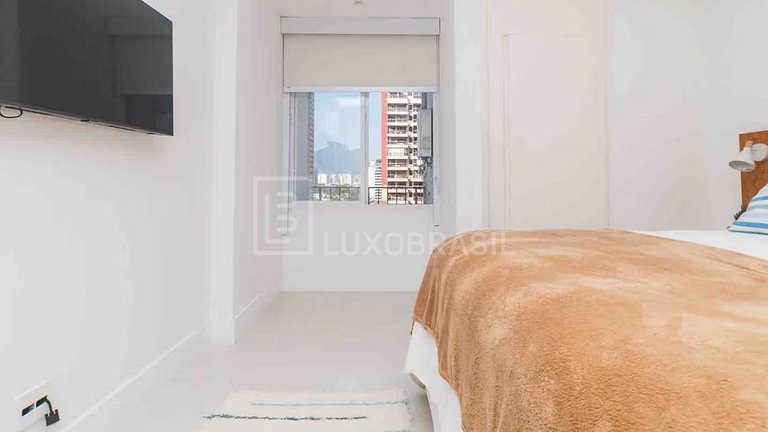 Apartamento Frente Mar na Barra | 2 Suítes Temporada