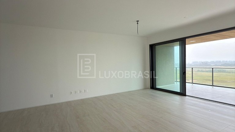 LB - RJ1000 Oceana Golf Apartment 04 Suites For Sale