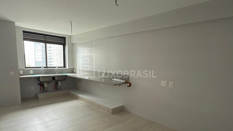Apartamento 4 Suítes à Venda no Oceana Golf | Barra RJ