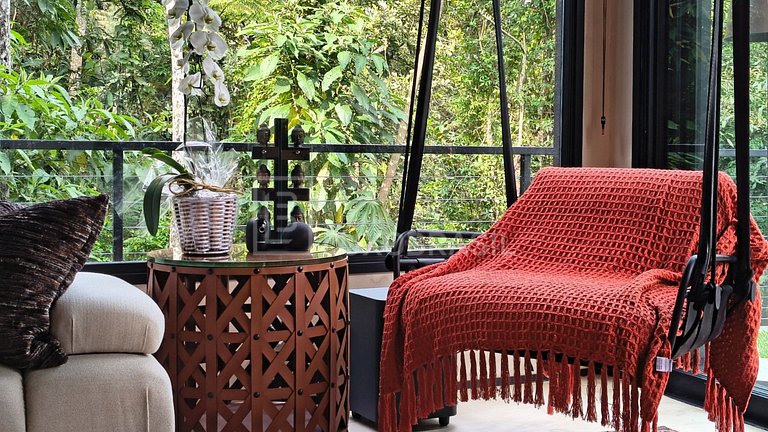 Casa Alto Padrão à Venda na Serra da Cantareira – SP