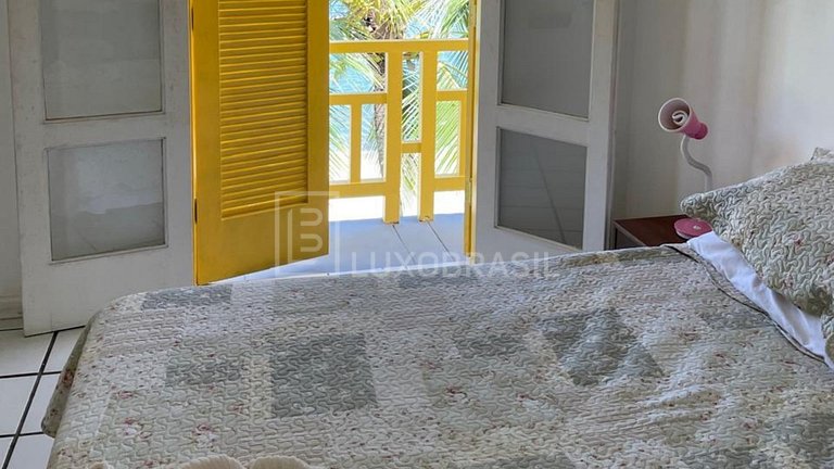 MAN801 – 4-Bedroom Oceanfront House for Sale – Mangaratiba