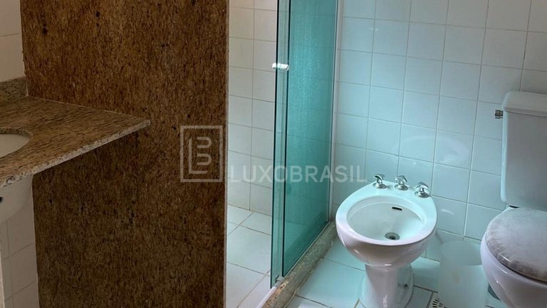 Casa Beira-Mar à Venda em Mangaratiba com Deck Privativo