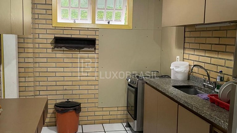 Casa Beira-Mar à Venda em Mangaratiba com Deck Privativo