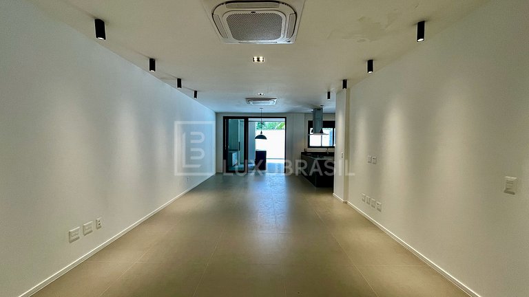 Casa 4 Suítes para Aluguel Fixo na Barra da Tijuca