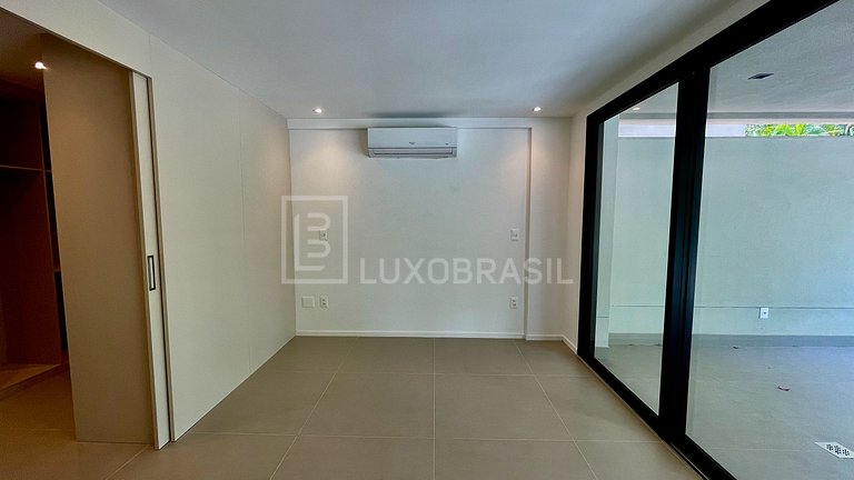 Casa 4 Suítes para Aluguel Fixo na Barra da Tijuca