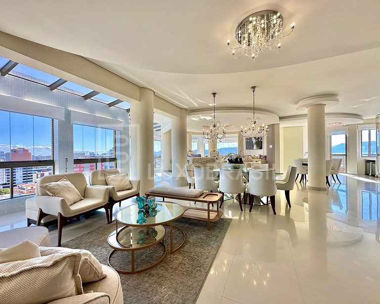 LB – RS800 Cinematic Penthouse with Ocean View for Sale – RS