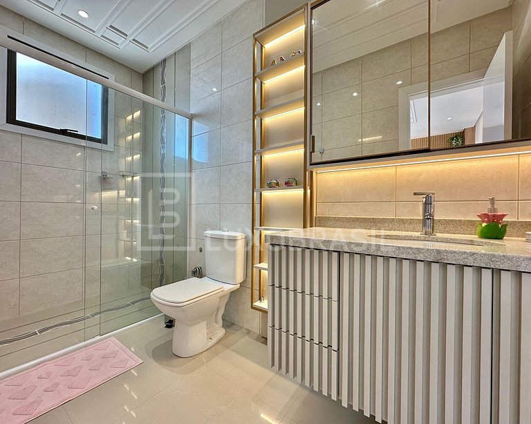 LB – RS800 Cinematic Penthouse with Ocean View for Sale – RS