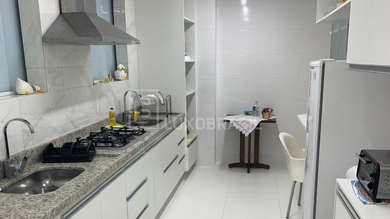 LB - RJ978 Apartamento de 4 Dormitorios en Alquiler Permanen