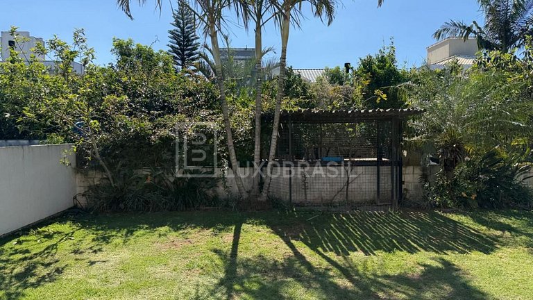LB - SC802 Casa de 3 Dormitorios en Venta – Florianópolis