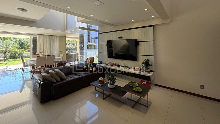 LB - SC802 Casa de 3 Dormitorios en Venta – Florianópolis