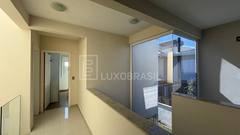 LB - SC802 Casa de 3 Dormitorios en Venta – Florianópolis