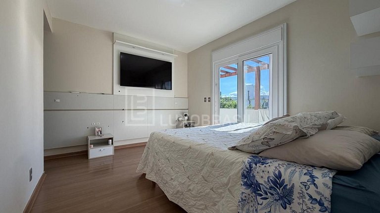 LB - SC802 3-Bedroom House for Sale – Florianópolis